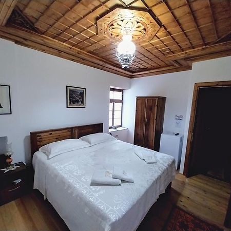 Guest House J.Prifti Берат Экстерьер фото