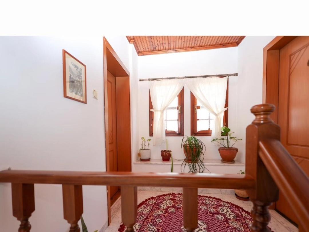 Guest House J.Prifti Берат Экстерьер фото