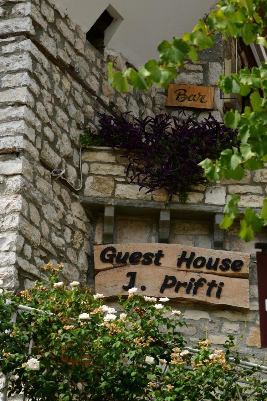 Guest House J.Prifti Берат Экстерьер фото