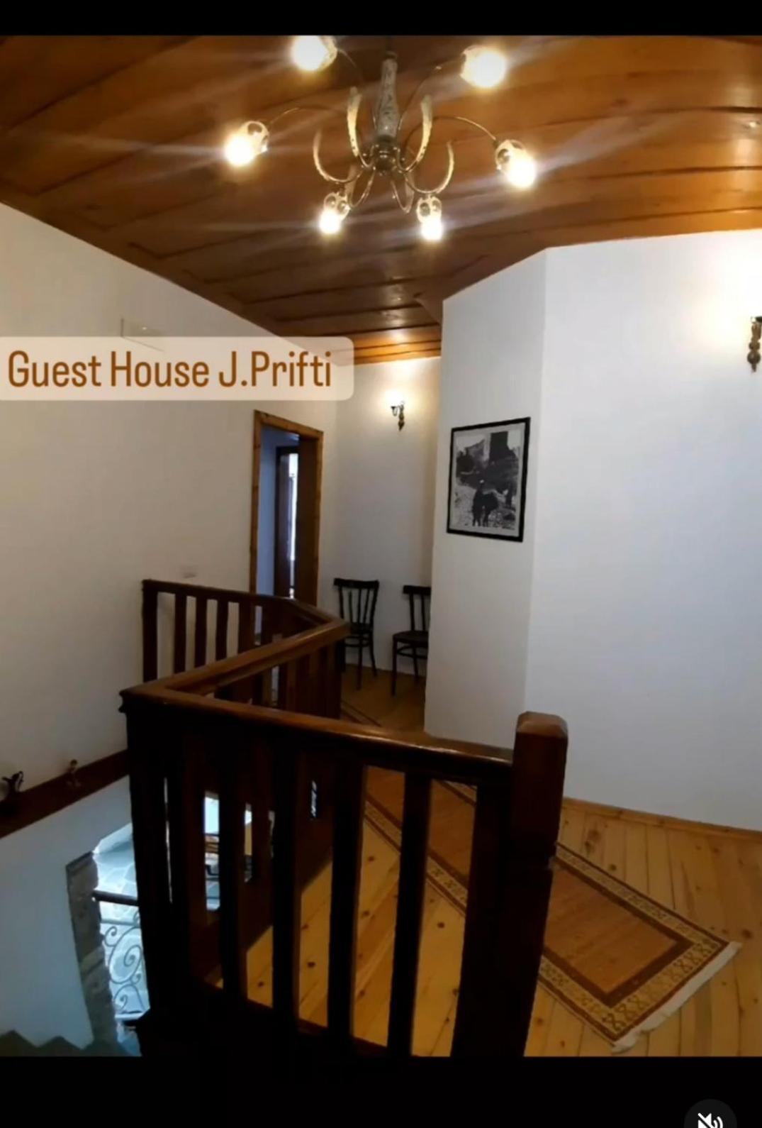 Guest House J.Prifti Берат Экстерьер фото